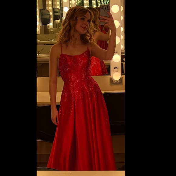 Prom dress - Picture 3 of 3